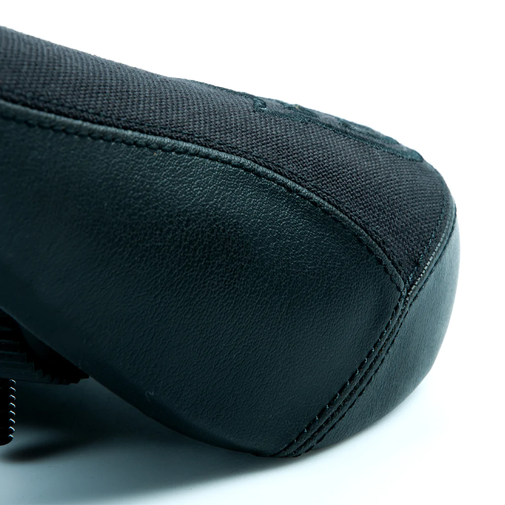 Седло FEDERAL Logo Stealth Pivotal